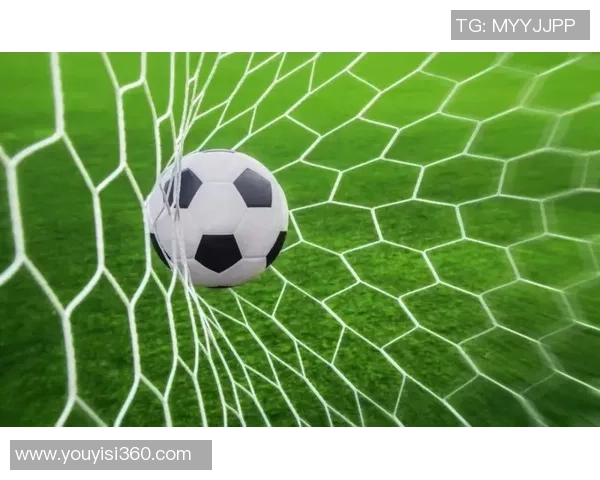 星光下的绿茵传奇 足球与动漫交织的梦幻壁纸世界