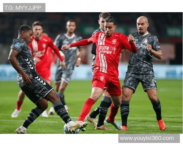 荷兰足球后卫球星排名：顶级防守者的实力对比与分析